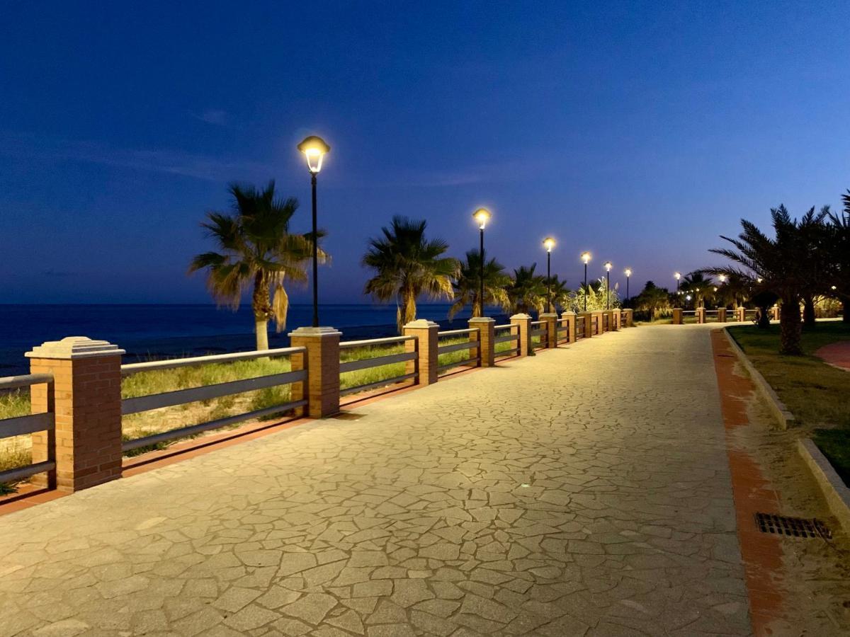 Alba Radiosa Apartment Santa Caterina Dello Ionio Marina ภายนอก รูปภาพ